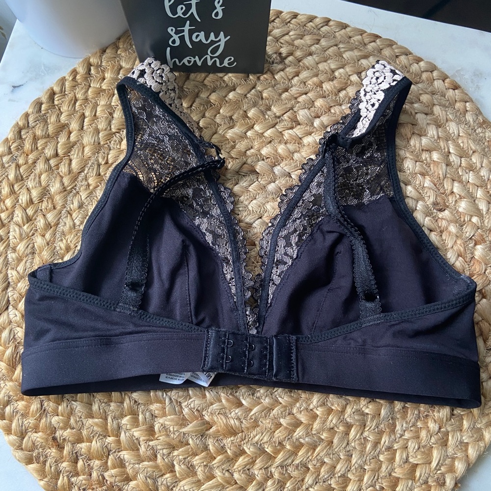 Wacoal Black Cream Embroidered Floral Lace Bralette - Picture 4 of 7
